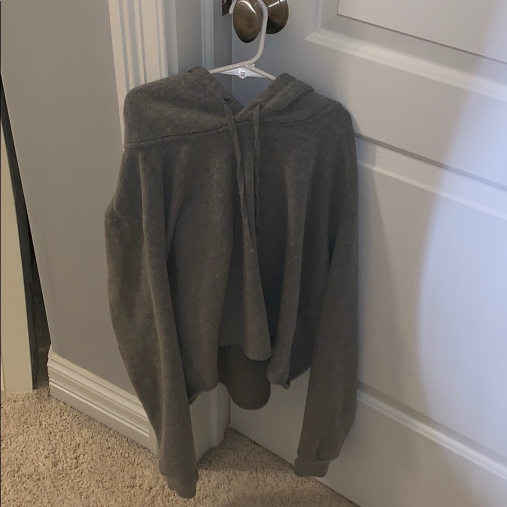 Brandy Melville cropped hoddie